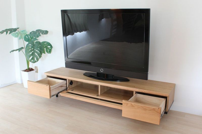 EVANS TV BOARD  【引き取り可】 EVANS TV BOARD 【引き取り可】