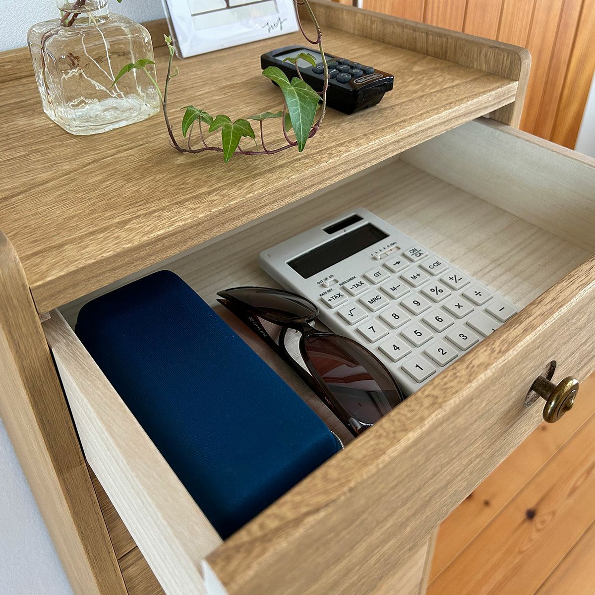 幅40 奥行30 高さ104】総桐多段チェスト ハイタイプ8段(浅深8段